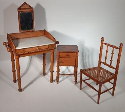 Ensemble de mobilier de poupée et enfants...