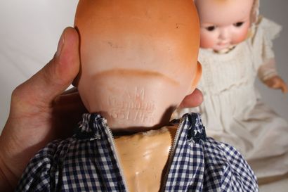 Reunion de 2 bébé caracteres Armand Marseille.Le...