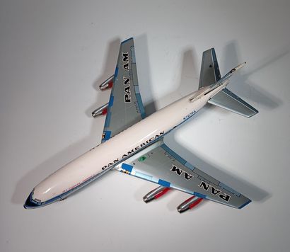 LINE MAR TOYS . Boeing 707 aux couleurs de...