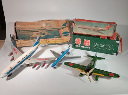 Reunion de 7 avions et helicopteres en tôle...