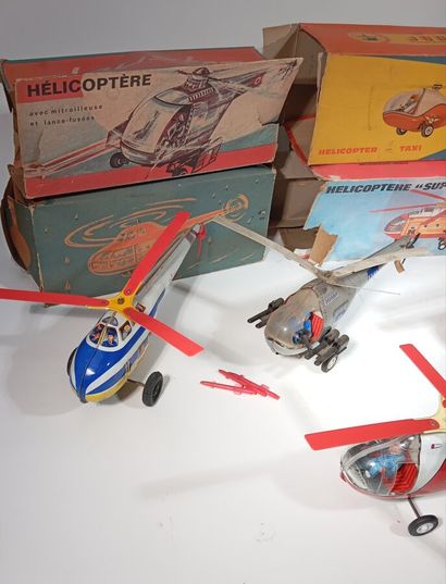 JOUSTRA. Reunion de 4 helicoptéres en metal...