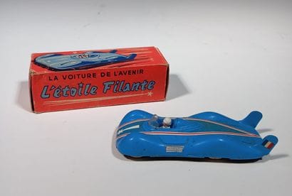 QUIRALU. Voiture de course Renault 