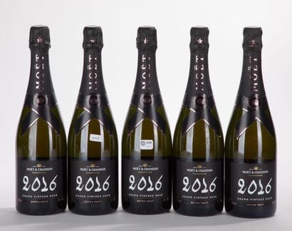 MOET & CHANDON GRAND VINTAGE Champagne
5...