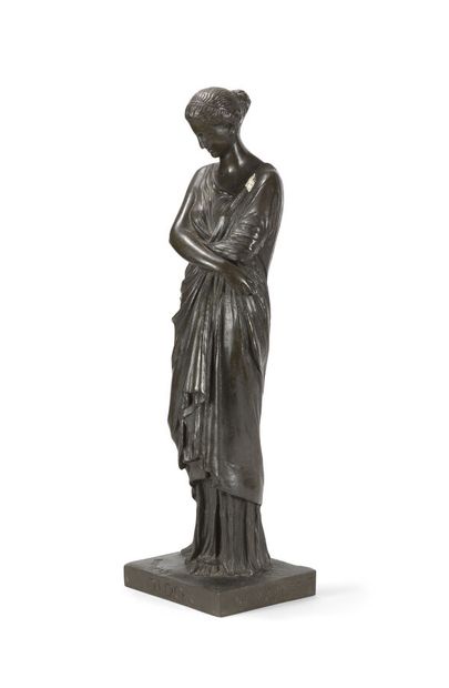 FIGURE EN BRONZE À PATINE BRUNE
représentant...