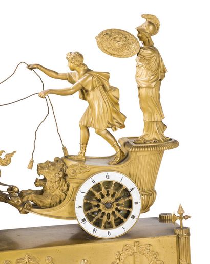 PENDULE AU CHAR DE TÉLÉMAQUE EN BRONZE DORÉ
le...