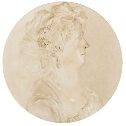 MÉDAILLON EN PLÂTRE
figurant femme au bonnet,...