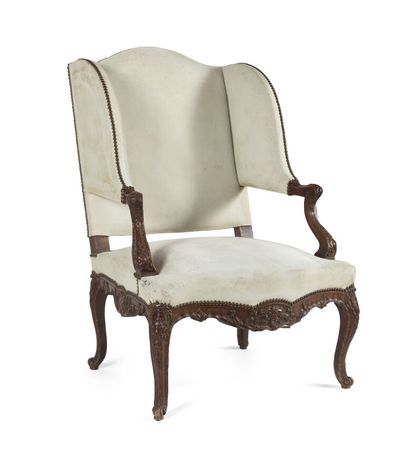 BERGÈRE EN HÊTRE TEINTÉ 
à dossier plat à...