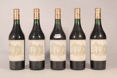 219 

Château Haut Brion 1985 

Pessac Léognan...