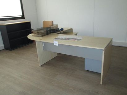 1 bureau d'angle mélaminée bois clair