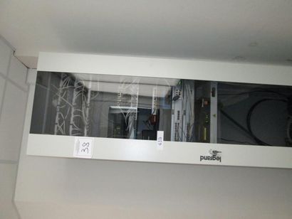1 baie informatique LEGRAND (2016)
