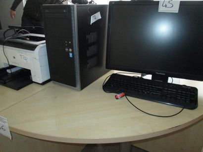 1 configuration informatique comprenant :...