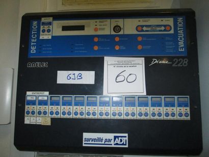 1 installation d'alarme comprenant :_x000D_

2...