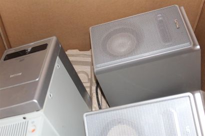 Micro-chaîne HI-FI de marque SONY. On y joint...