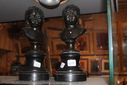 Deux sujets bronze 