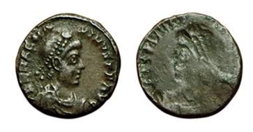 MAGNUS MAXIMUS.
383-388. Nummus réduit. R/...