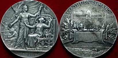 INDOCHINE. 
Médaille. Bronze argenté. Exposition...