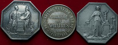 3 JETONS ARGENT :
Société Générale de Crédit...