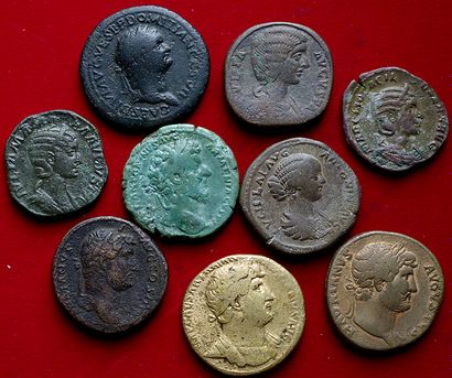 ROME.
Lot de 9 sesterces : Domitien, Hadrien...