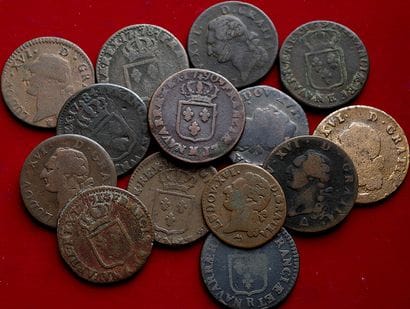 PERIODE REVOLUTION.
Lot de 13 Sols à l'Ecu...