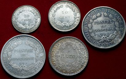 INDOCHINE.
Lot de 5 monnaies : Piastre 1894...