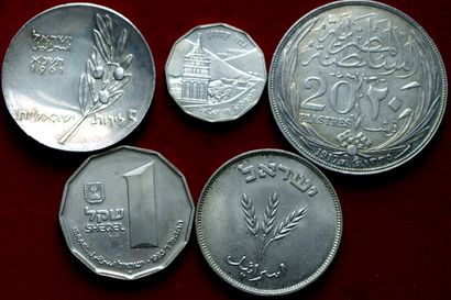 EGYPTE ET ISRAËL.
Lot de 5 monnaies : Egypte...