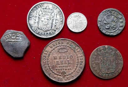 ESPAGNE.
Lot de 6 monnaies : 4 maravedis...