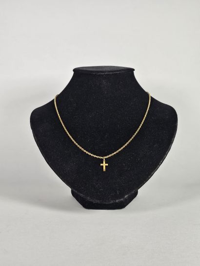 18K (750°/°°) yellow gold forçat chain. 
Length:...