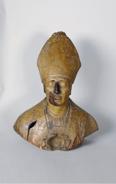 Buste reliquaire de saint représenté en évêque...
