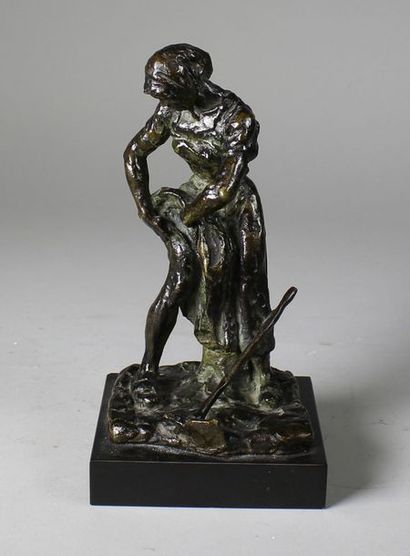 Gaston BROQUET (1880 - 1947)
Paysanne relevant...