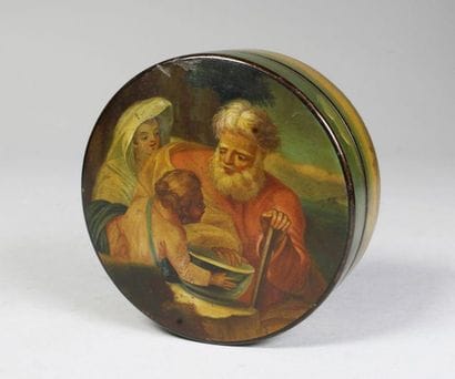 Boîte circulaire en bois peint du repos pendant...