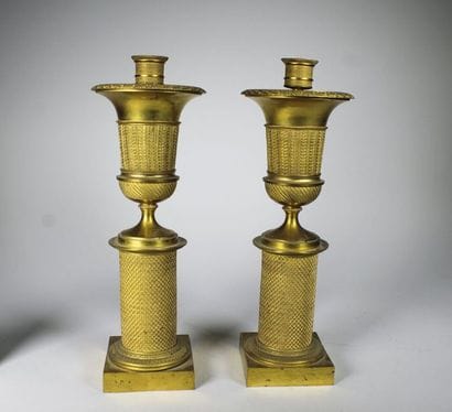 Tête d'ange en bois sculpté et polychromé...