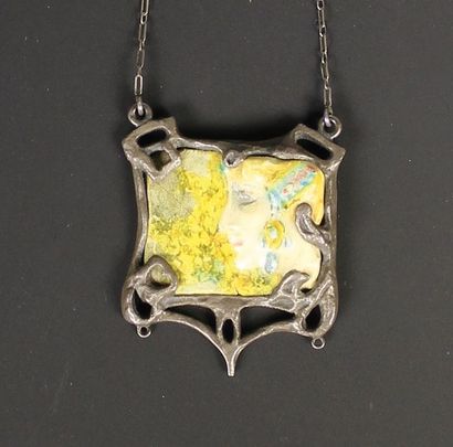 Edmond LACHENAL 1855-1930
Collier en argent...