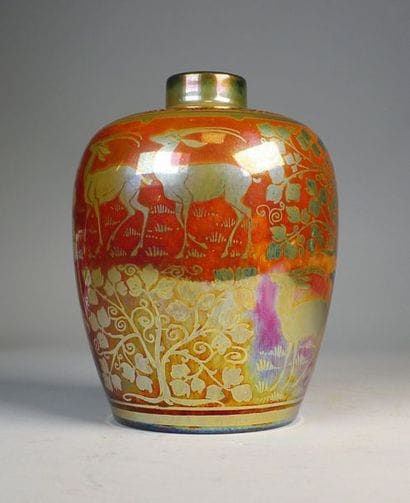 Angleterre
Vase à panse en grès à fond émaillé...