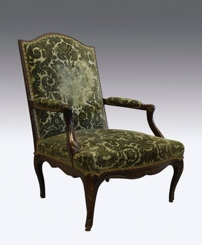 Fauteuil à la reine en bois naturel reposant...
