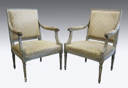 Paire d'importants fauteuils à la reine en...