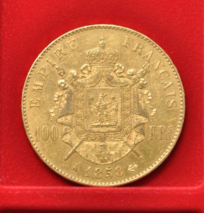 Une piéce de 100 francs or Napoleon III,...