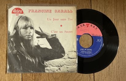 Pop
Un disque 45T - Francine Sarall (60's...