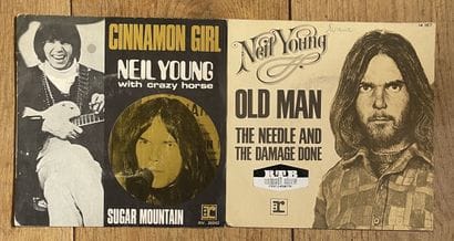Pop
Deux disques 45T - Neil Young
Pressages...