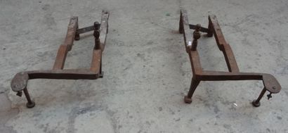 Paire de chenets en fonte