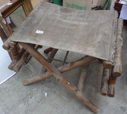 Fauteuil pliable en bambou et cuir (manque...
