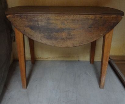 Table ronde à abattant en bois naturel