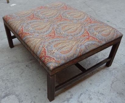 Pouf en bois et tissu cachemire
