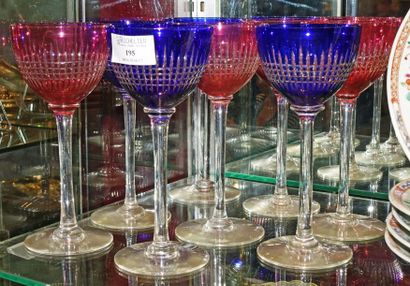 Huit verres à vin du Rhin 