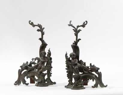 Paire de devants de feu en bronze de style...