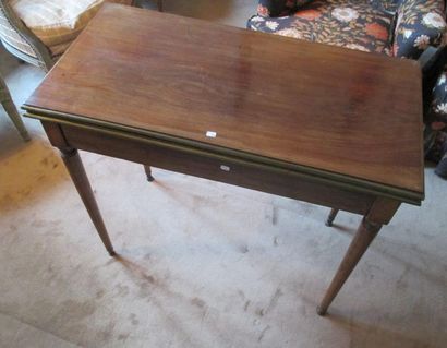 Table à jeu début XIXème 