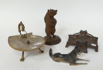 Lot comrpenant ENCRIER, VIDE-POCHES coquillage,...