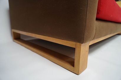 SENTOU Edition CANAPE Gao, le piétement en...