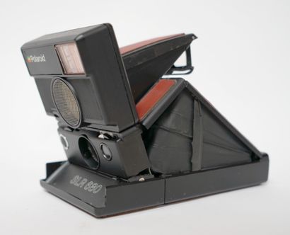 POLAROID SX-70 Sonar, finition gainée ro...