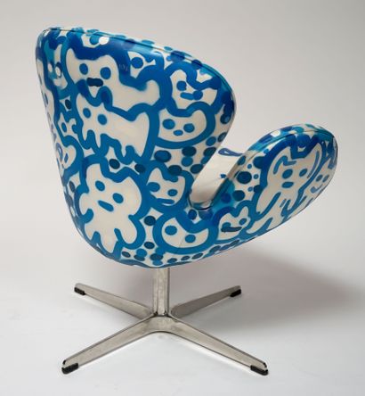 CHANOIR 1980, born in 1976 Swivel armchair...