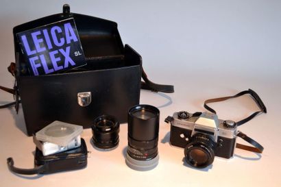 LEICAFLEX SL Chrome n° 1218021, vers 1969-1970,...